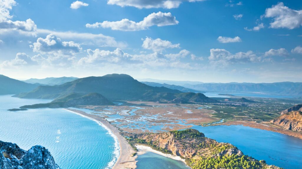 Туреччина "все включено": кому підходить і коли летіти найвигідніше